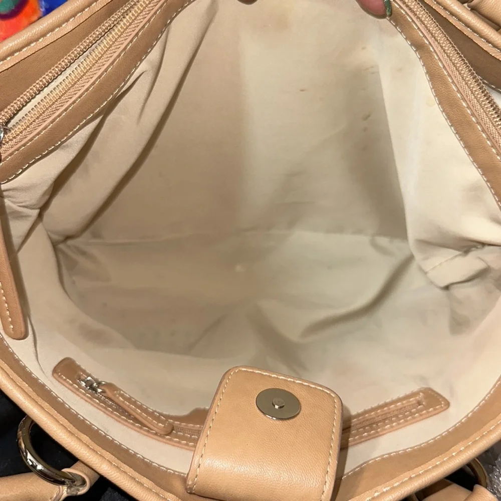 Multiple Color Shoulder Bag - Picture 14 of 17